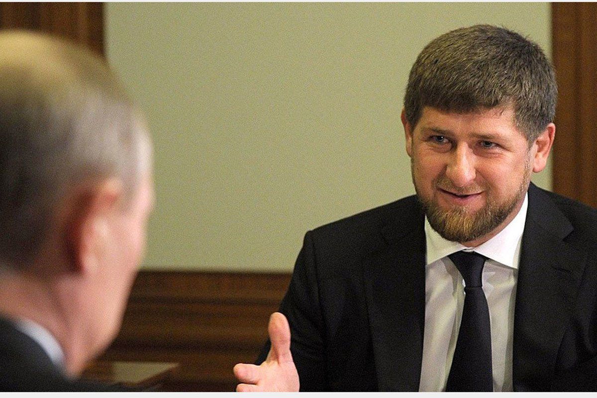 Кадыров опроверг слухи, что "Путин впал в кому".