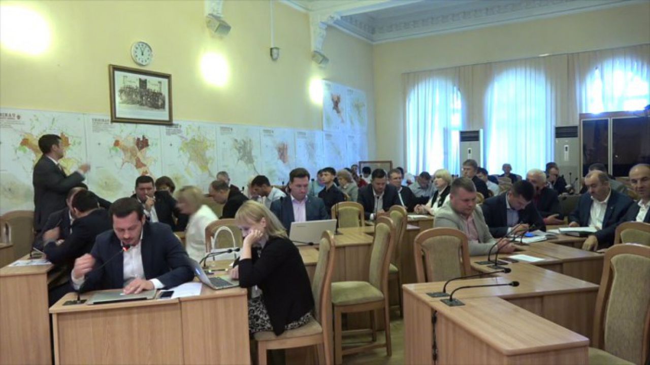 Liberalii au părăsit sala CMC. Chirtoca: Au început campania electorală. Foto: unimedia