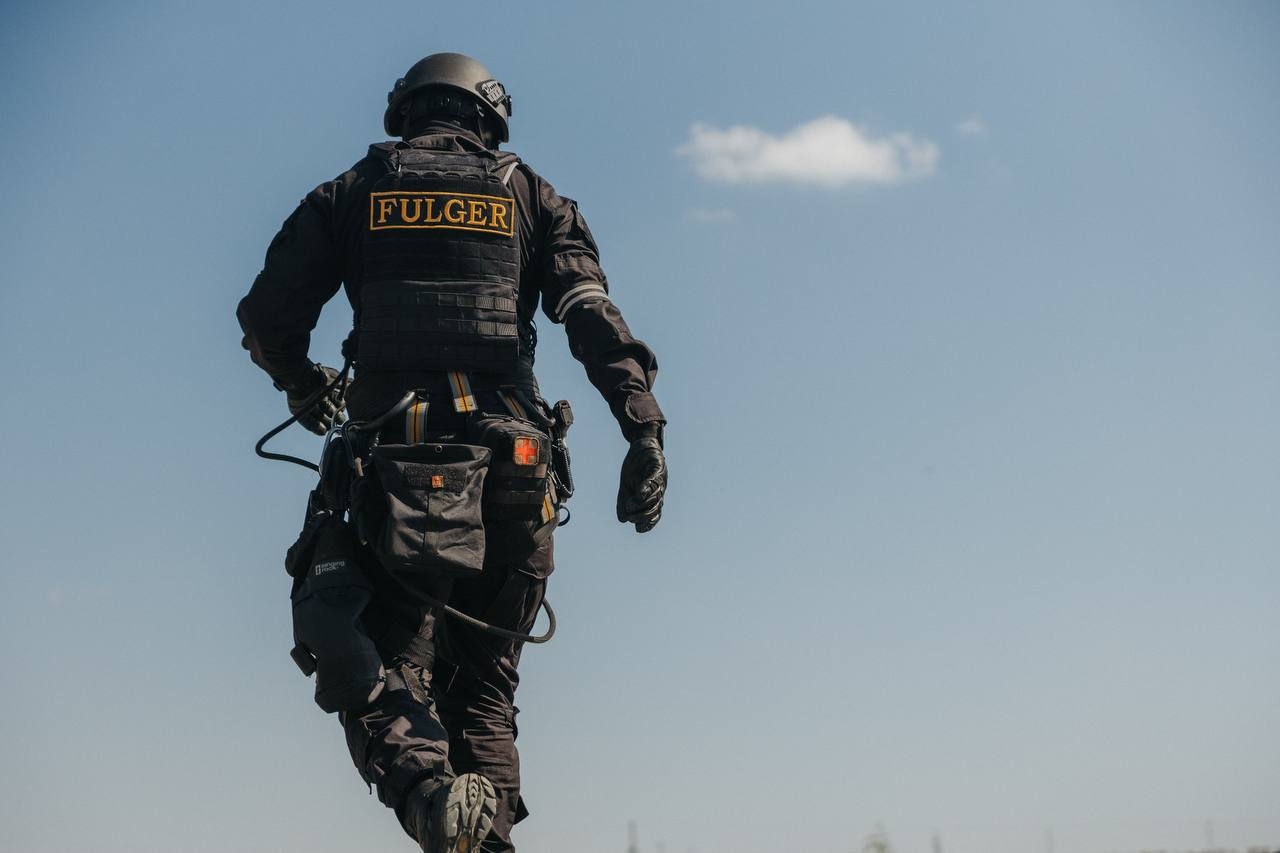 Exercițiu de intervenție tactică cu tehnică blindată la Ungheni: Cetățenii, îndemnați să nu intre în panică.