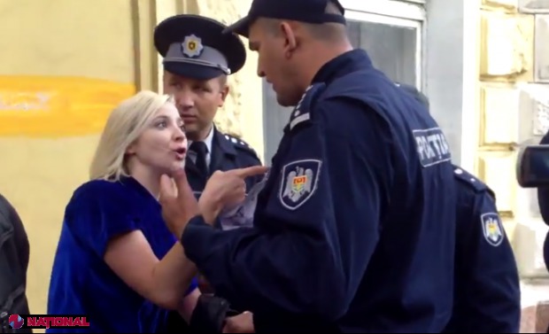 Protestul Domnicăi Cemârtan s-a încheiat cu un proces-verbal întocmit de polițiști la fața locului.