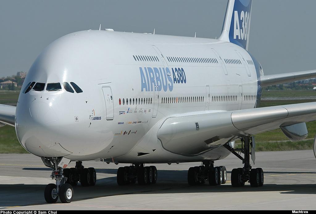 Салон A380, экстренно севшего в Баку. Фото: Matthew G. Johnson