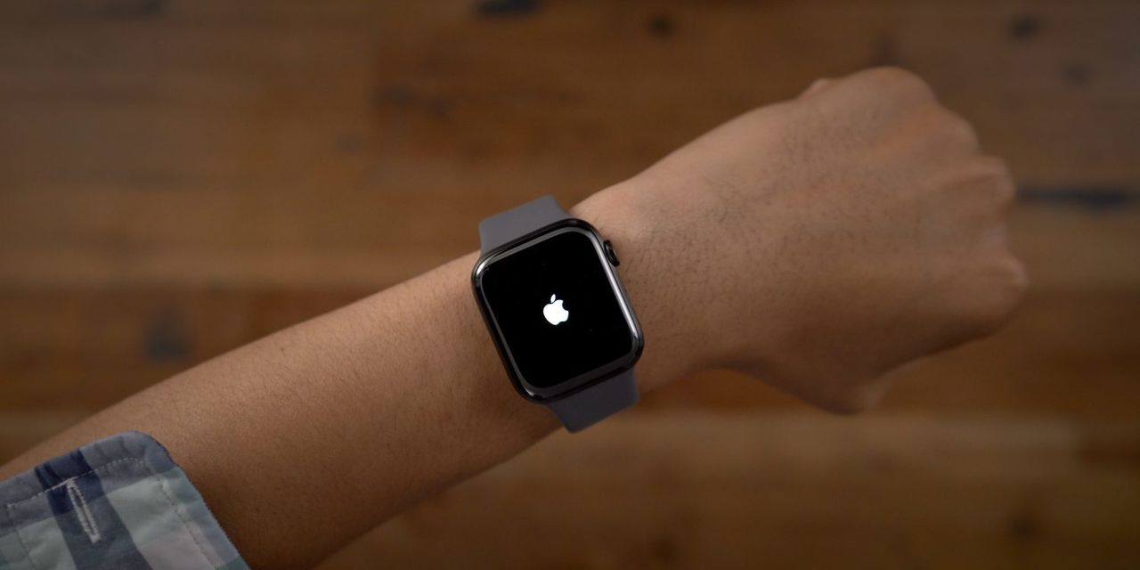 Часы Apple опозорили мужчину, отправив начальнику матерное сообщение.