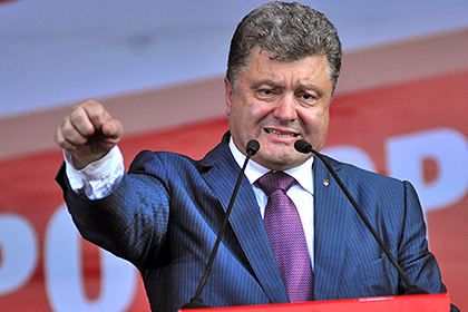 Ранее Порошенко предлагал провести суд над бывшим президентом на крупнейшем стадионе страны. Фото: РИА Новости