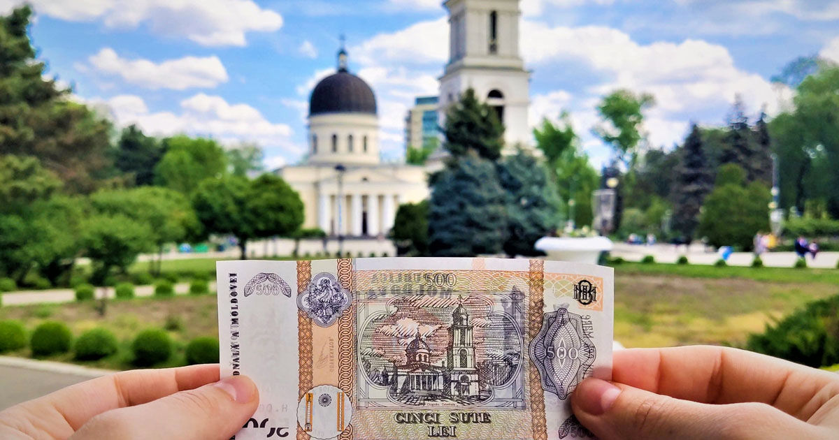 Proprietarii de monumente istorice vor putea primi bani din Fondul național al culturii.