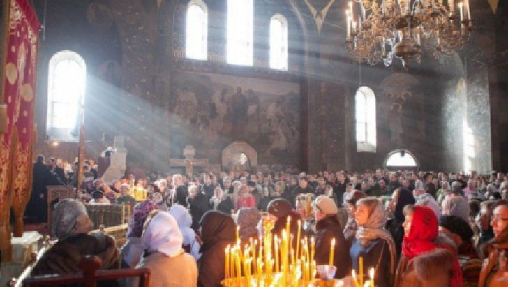 Biserica Domnului la Sfânta Liturghie. 