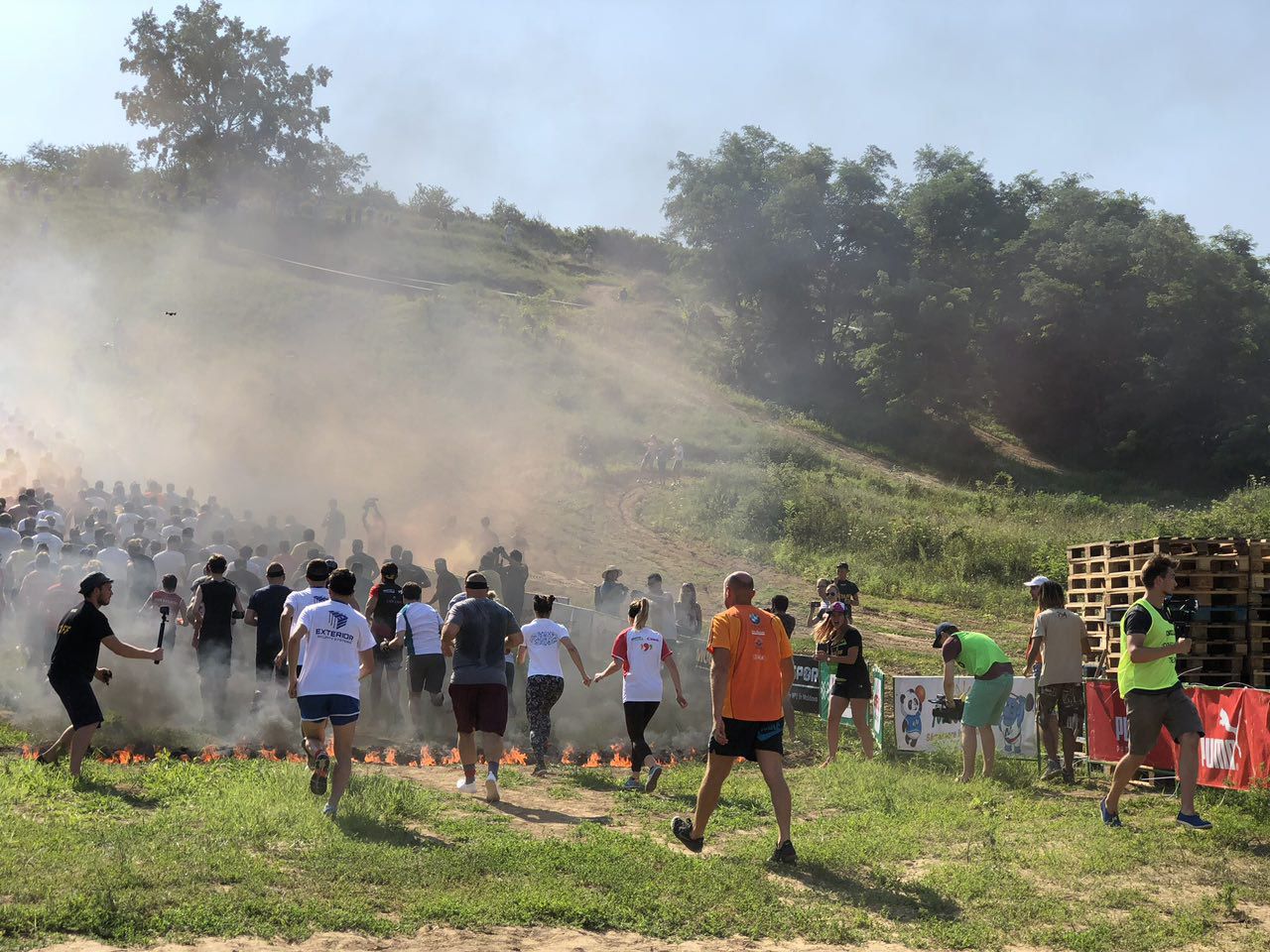 В Кишиневе проходит экстрим забег с препятствиями Glodiator Mud Race.
