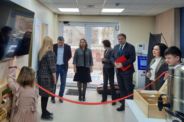 В Кишиневе при поддержке Чехии открылся медцентр для детей с аутизмом.