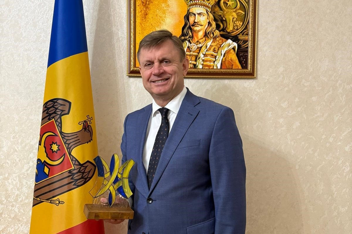 Валериу Киверь задекларировал доходы свыше 1,2 млн леев и девять земельных участков.