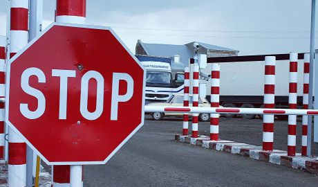 Moldovenii cu antecedete penale în Rusia nu vor putea trece hotarul Belarus. Foto: zn.ua
