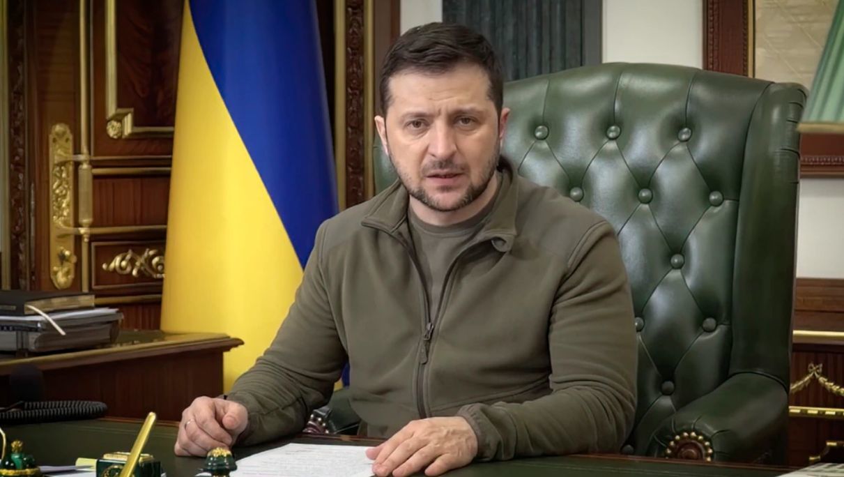 Зеленский обратился к Шольцу: Разрушьте стену, помогите нам остановить войну.
