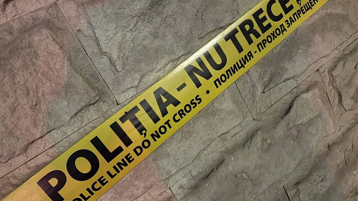 Un bărbat, bătut până la moarte și abandonat pe o stradă la Criuleni.