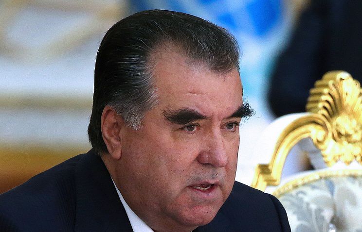 Эмомали Рахмон подписал указ о лишении гражданства таджиков, воюющих на стороне террористов.