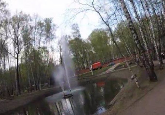 Тела двух мужчин славянской внешности были найдены в понедельник в пруду парка Дубки.