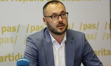 Депутат фракции ПДС, Блок ACUM Серджиу Литвиненко.