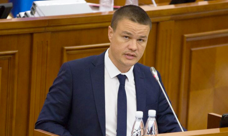 Временно исполняющий обязанности генерального прокурора Думитру Робу.