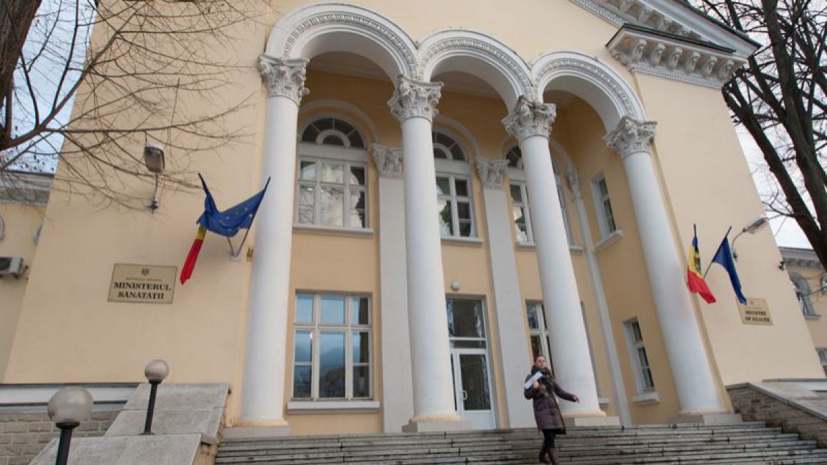 Все государственные секретари Министерства здравоохранения подали в отставку.