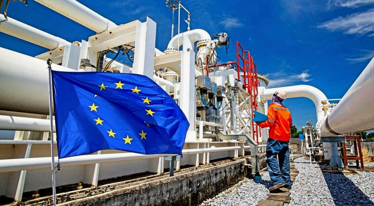 Reuters: в Европарламенте рассмотрят вариант отказа от российского газа раньше запланированного срока.