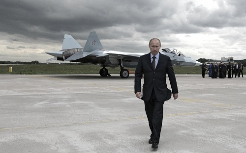 Путин играл роль миротворца в Женеве и в Нормандии, чтобы произвести хорошее впечатление.