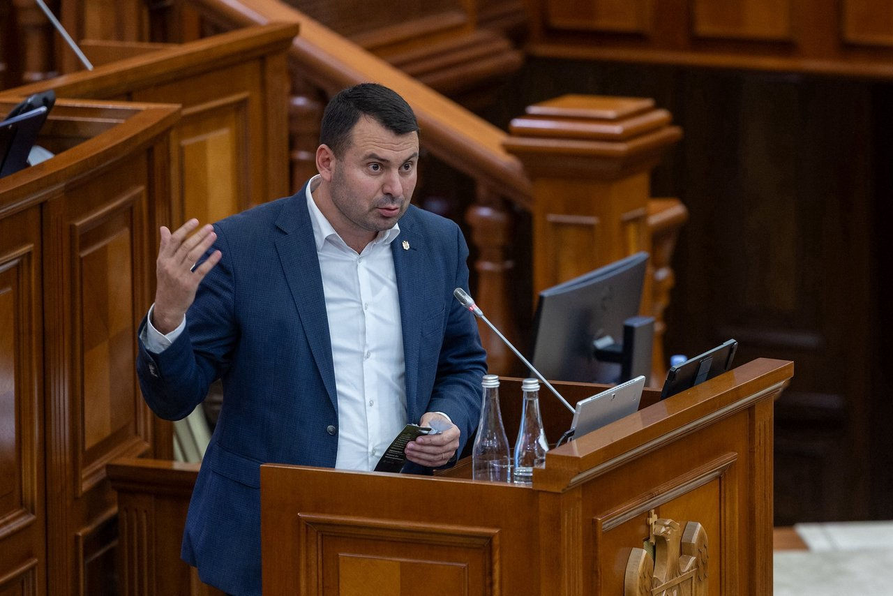Costiuc rectifică declarația de avere: Asociația pe care o administrează apare, dar nu și firma din București.