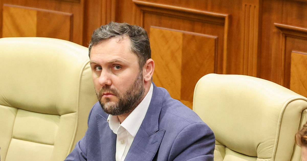 Трубка отрицает причастность к делу о предполагаемой взятке в €200 тысяч.