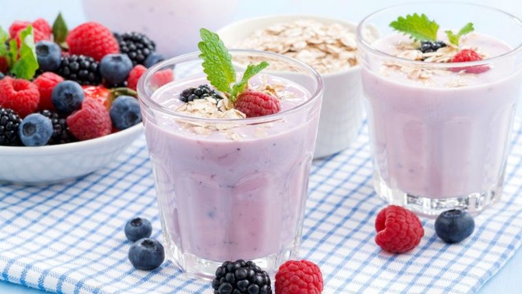 Диетолог рассказала, кому мешают худеть молочные продукты.