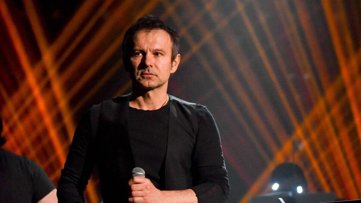 Лидер музыкальной группы "Океан Эльзы", глава партии "Голос" Святослав Вакарчук.