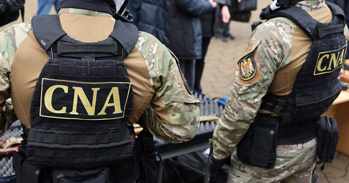 Начальник полиции Фалешт задержан при получении взятки в размере 500 евро.