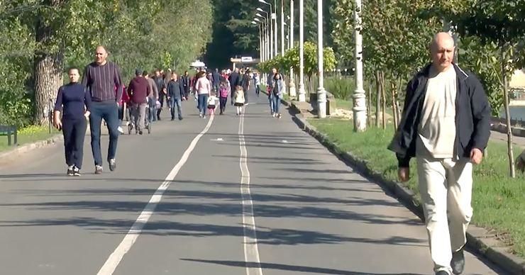 В День города кишиневцы предпочли отдыхать в парках столицы.