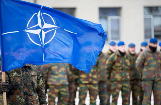 На Украине стартовали курсы по переподготовке военных по программе НАТО.