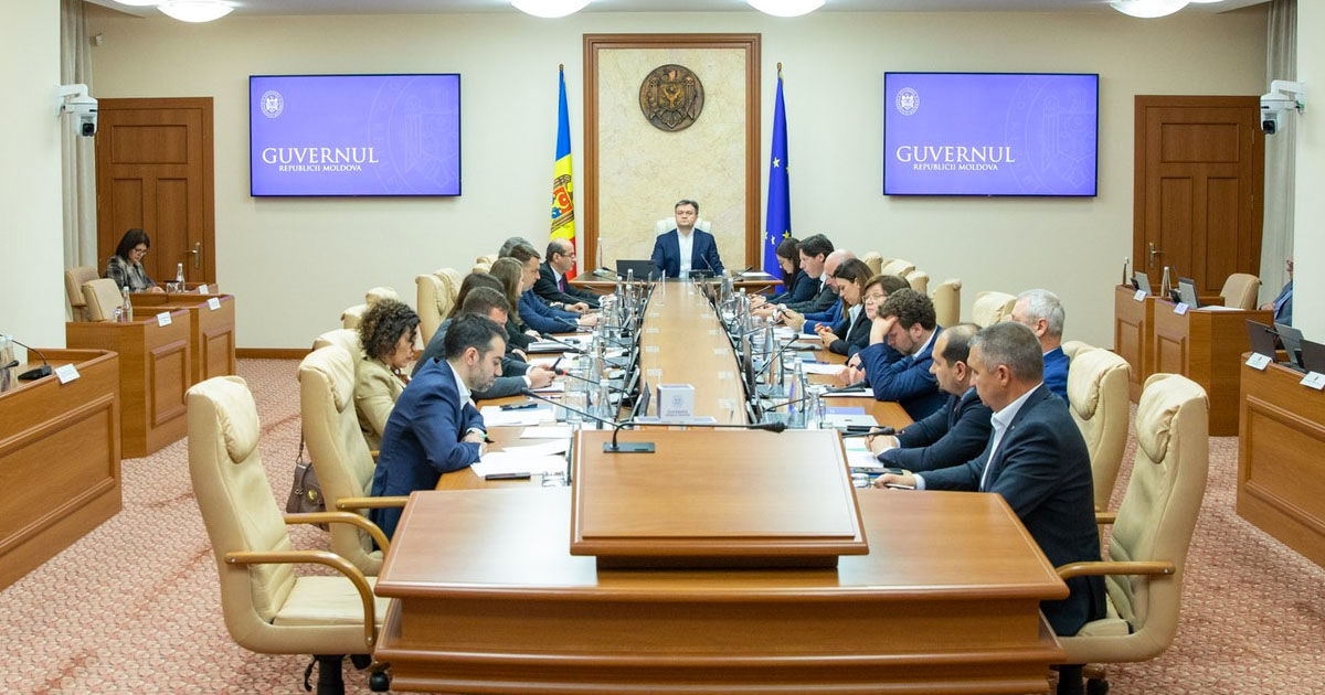 Guvernul a aprobat trei foi de parcurs pentru aderarea la UE.