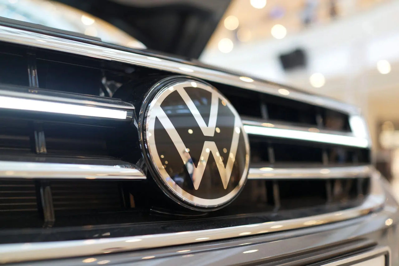 Volkswagen может потерять $5,97 млрд из-за проблем с электромобилями Porsche.