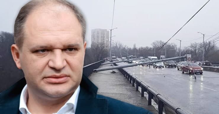 Чебан дал поручение проверить все опоры ЛЭП после инцидента на виадуке. Коллаж: Point.md