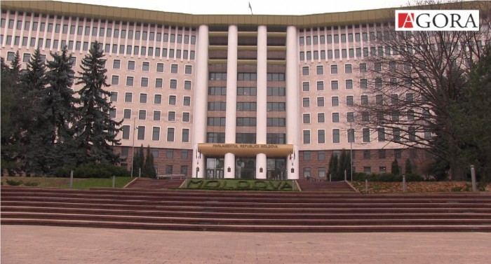 Duminică, moldovenii sunt chemați la urne pentru a alege reprezentanții forului legislativ.