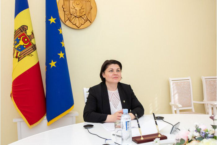 Гаврилица провела телефонный разговор со своим португальским коллегой.