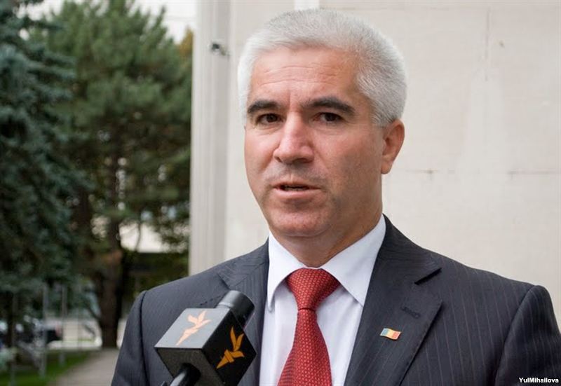 Поличинский сообщил, что на проведенной встрече руководителей районов и муниципий с членами правительства во главе с премьер-министром Юрие Лянкэ обсуждались наболевшие вопросы хозяйственно-экономической деятельности. Фото: europalibera.org