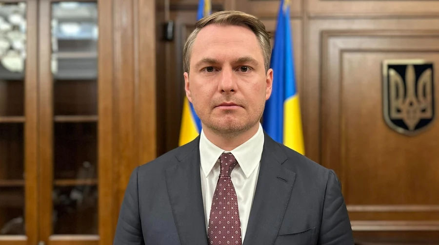 Генпрокурор Украины подал в отставку на фоне расследования о "крышевании" колл-центров.