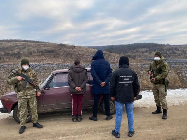 Украинка собиралась завозить в Молдову мигрантов за $100.