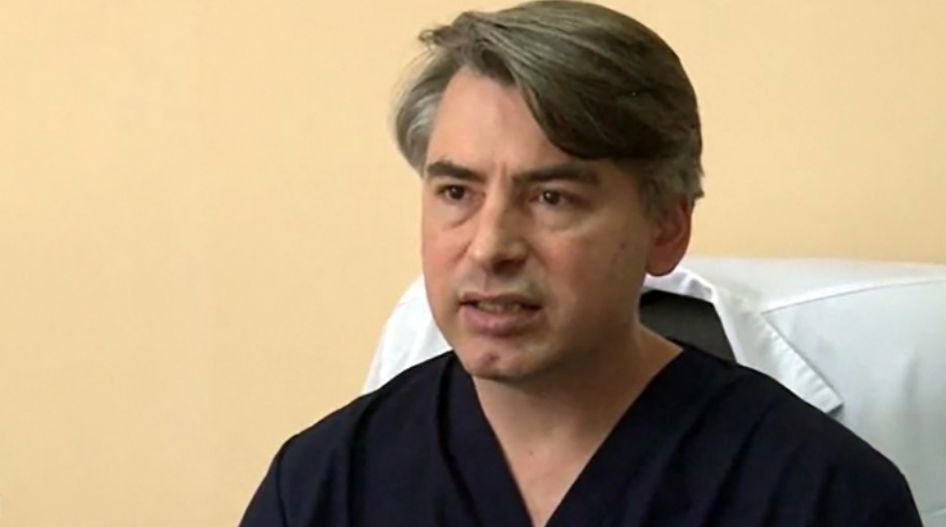 Глава отделения Института неотложной медицины Адриан Белый.