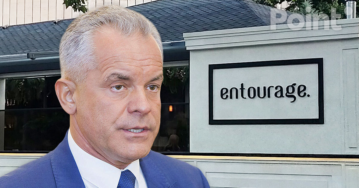 Плахотнюк дал бывшему администратору Entourage почти 3 млн леев на покупку клуба.