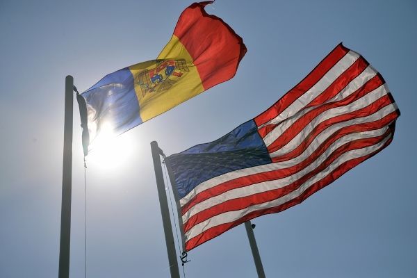 США приветствовали демократические перемены в Молдове. 