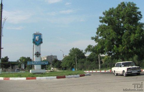 В Дубоссарском районе устраняют последствия стихии.