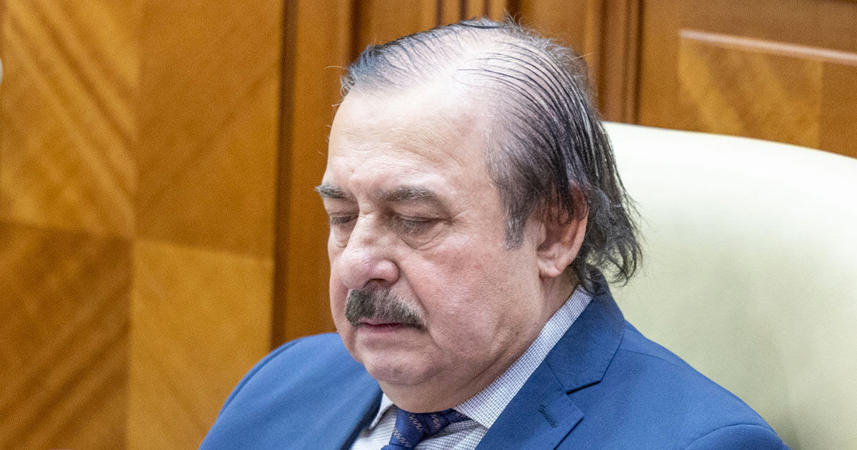 Botgros: Rămân în Parlament până m-or duce cu picioarele în partea cealaltă.