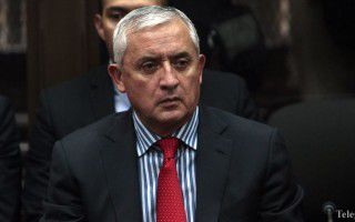 Перес Молина оказался в центре коррупционного скандала.