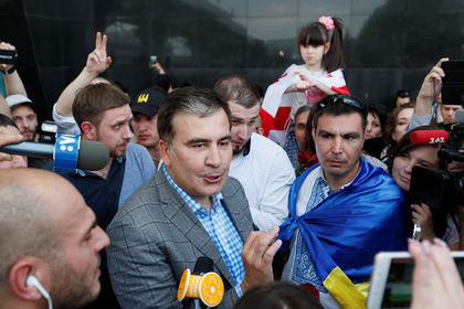 Саакашвили отреагировал на уступки властей Грузии.
