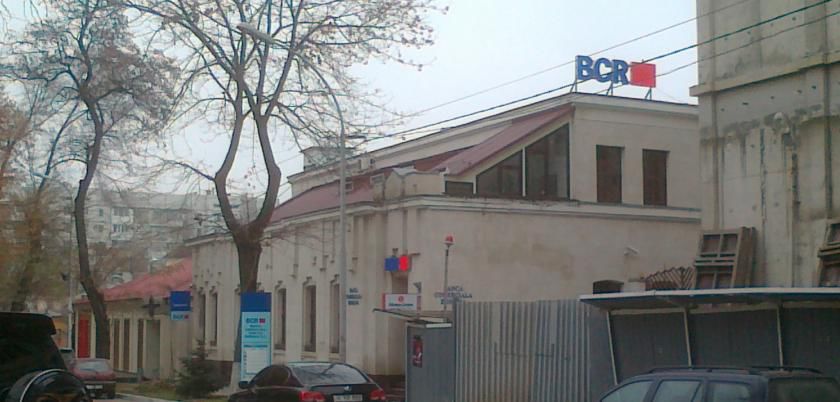 O bancă din România aduce bani pentru businessul din Moldova. Foto: bancamea.md