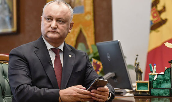 Додон сообщил, что когда Санду была премьер-министром, она была готова поехать в Москву.