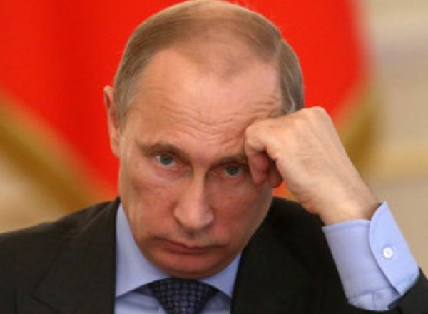 La intalnirea de la Kiev participa si presedintele CE, Jean-Claude Juncker, si cel al Consiliului European, Donald Tusk.