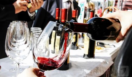 Evenimentul se va desfăşura sub brandul unic de ţară – „Vinul Moldovei. O legendă vie”.