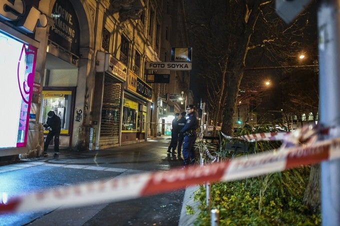 Un afgan a recunoscut că a comis atacul cu cuţitul din Viena pentru că era nemulţumit de viaţa lui. 