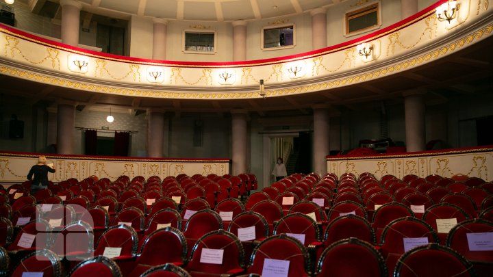 В Молдове актёры один за другим покидают театры из-за низких зарплат.